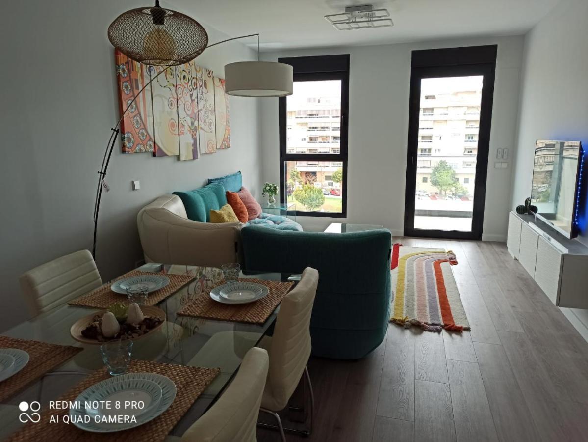 Teatinos Suite Малага Экстерьер фото