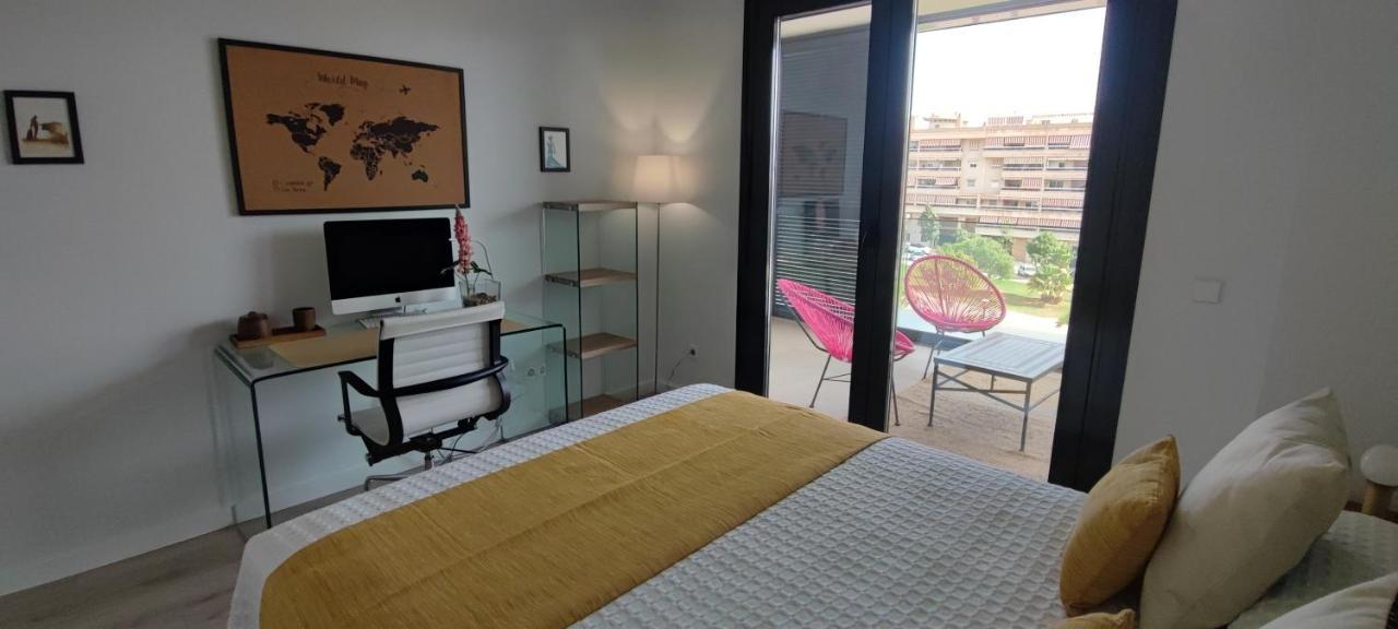 Teatinos Suite Малага Экстерьер фото